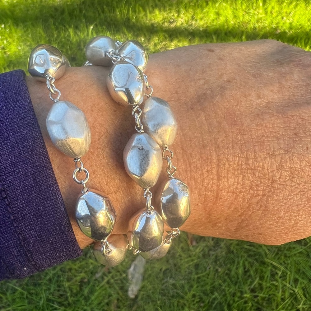 Sterling Silver Italy Satin & High Polish Bead Bracelet W/Magnetic Closure - Picture 7 of 17